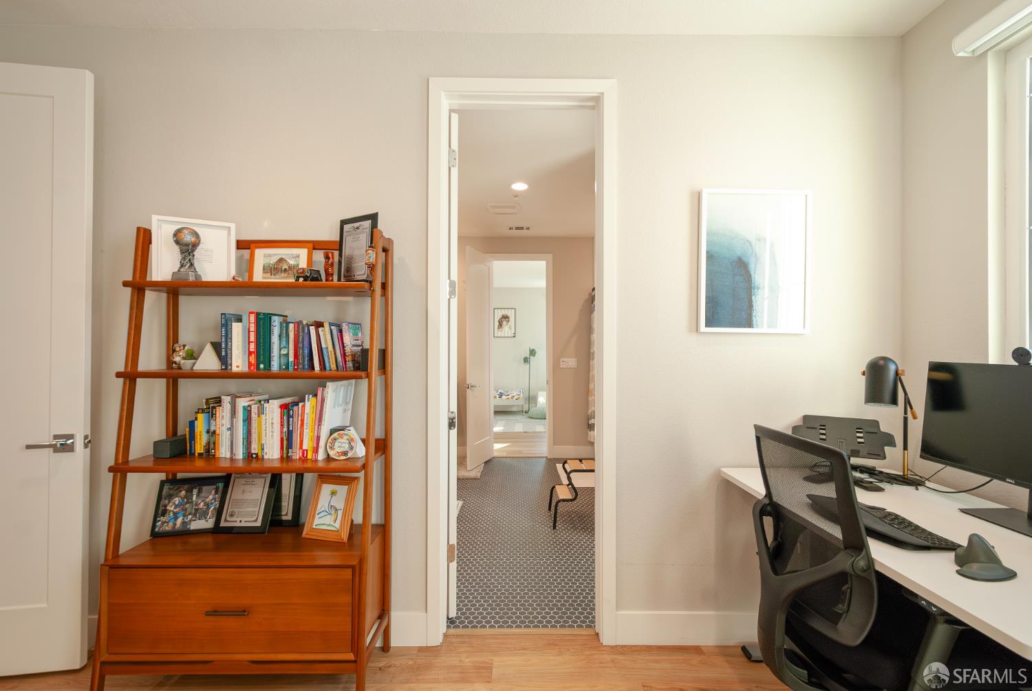 Detail Gallery Image 24 of 41 For 2137 Starling Ln #502,  Alameda,  CA 94501 - 3 Beds | 2/1 Baths