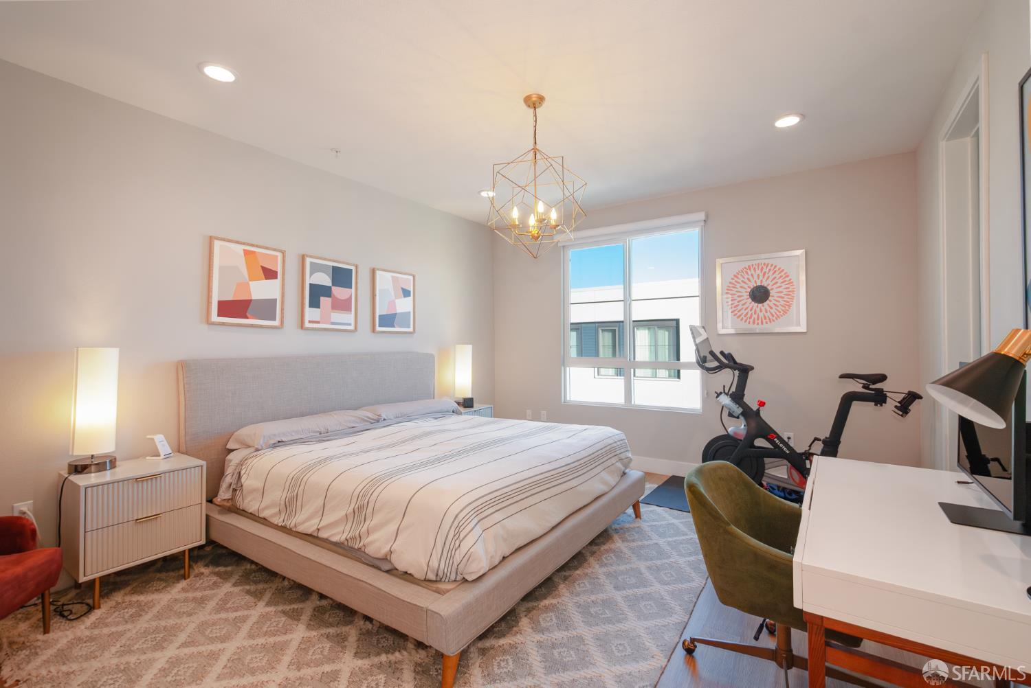 Detail Gallery Image 17 of 41 For 2137 Starling Ln #502,  Alameda,  CA 94501 - 3 Beds | 2/1 Baths