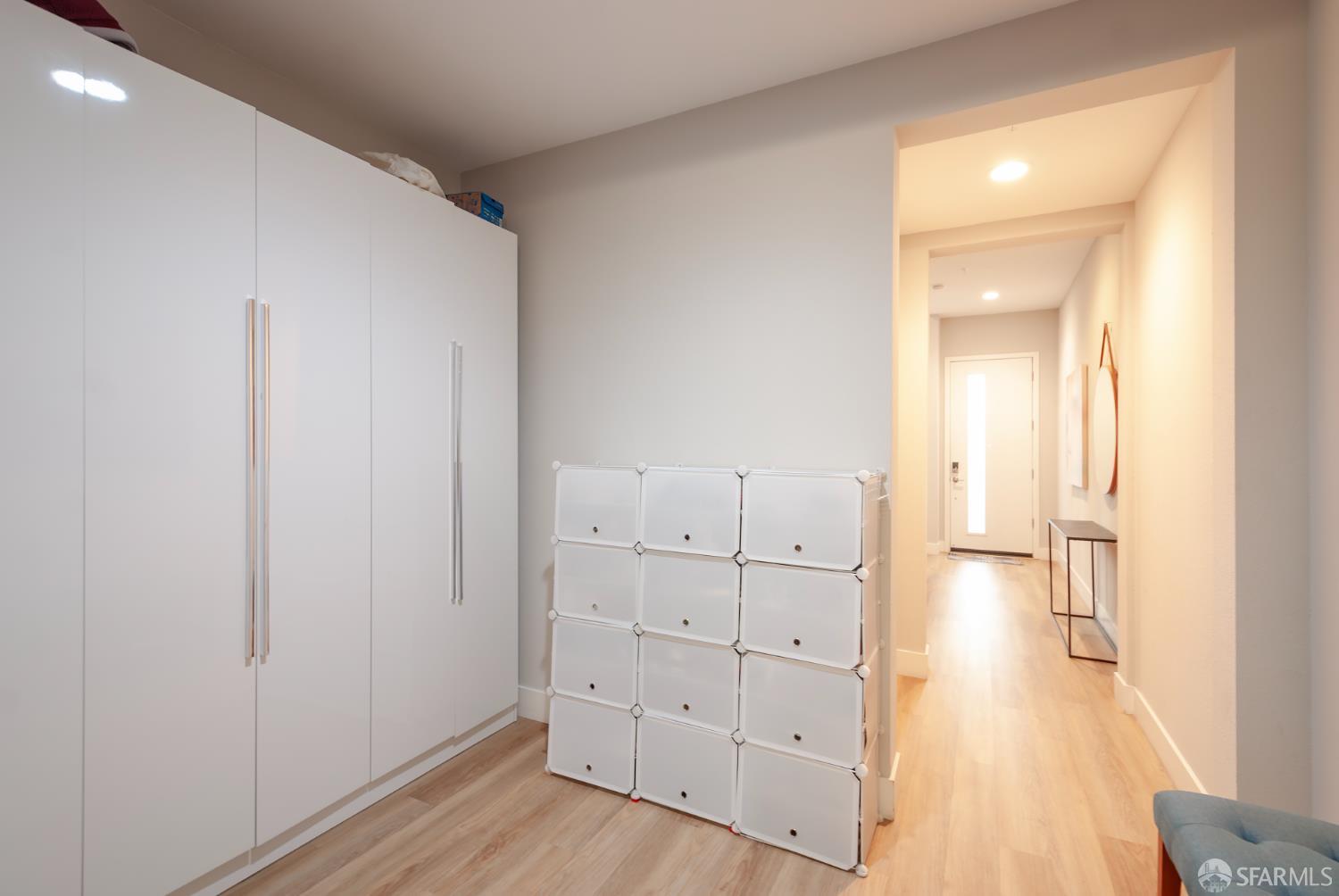 Detail Gallery Image 32 of 41 For 2137 Starling Ln #502,  Alameda,  CA 94501 - 3 Beds | 2/1 Baths