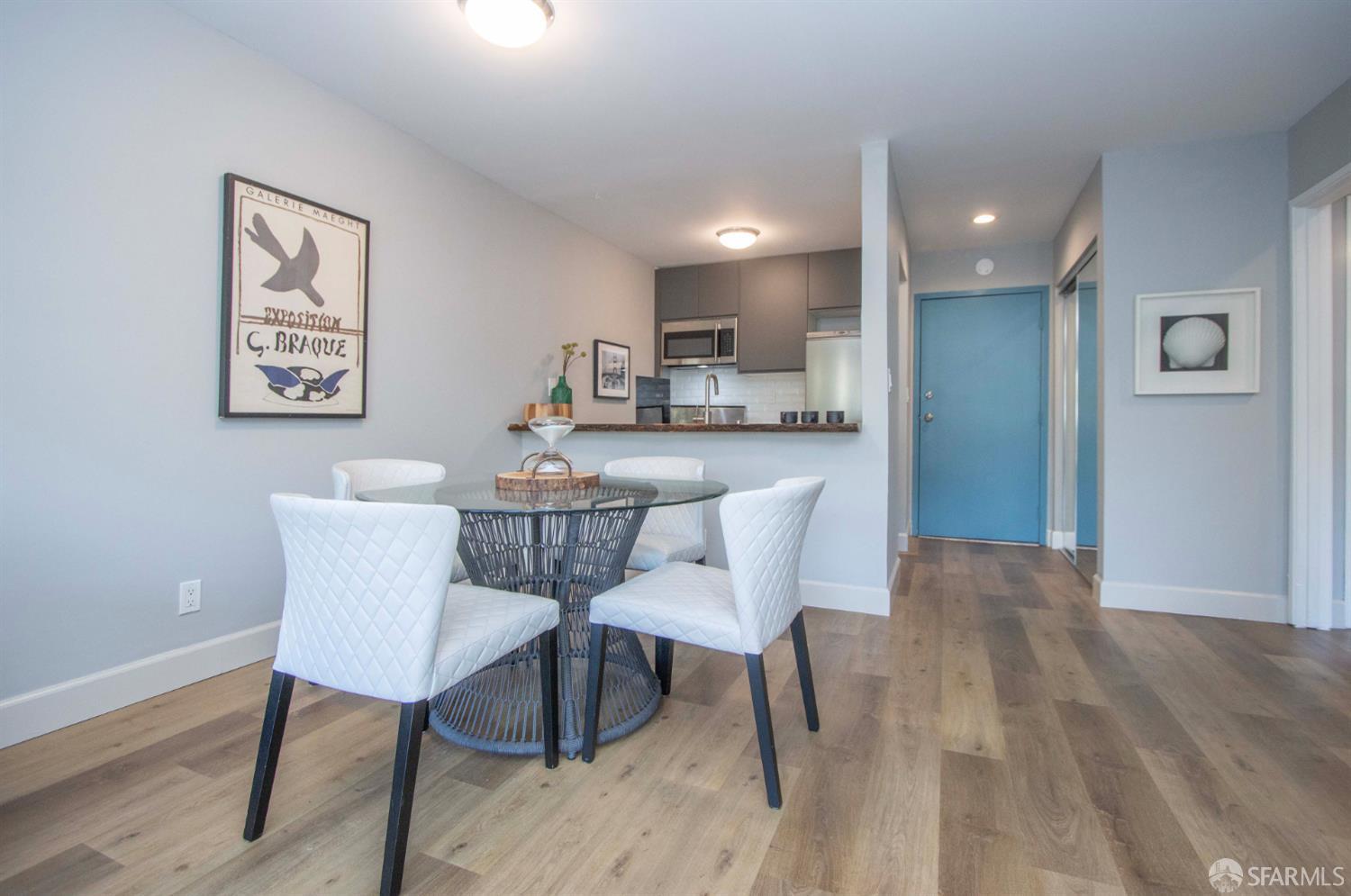 Photo #9: 425089374 Listing: Photo #9