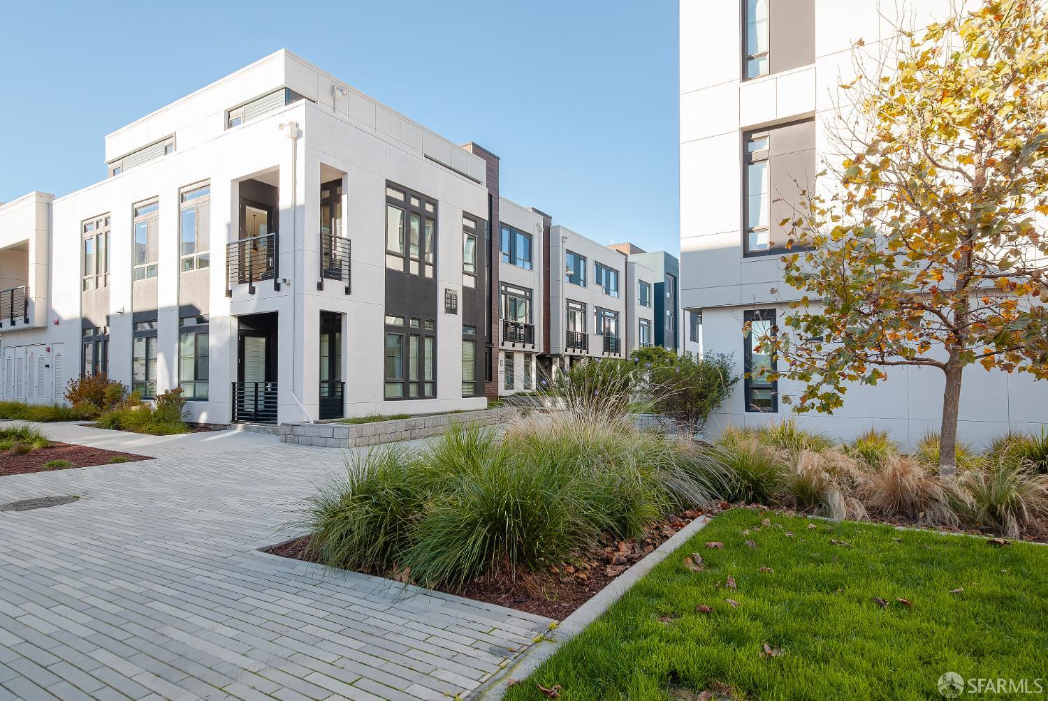 Detail Gallery Image 36 of 41 For 2137 Starling Ln #502,  Alameda,  CA 94501 - 3 Beds | 2/1 Baths