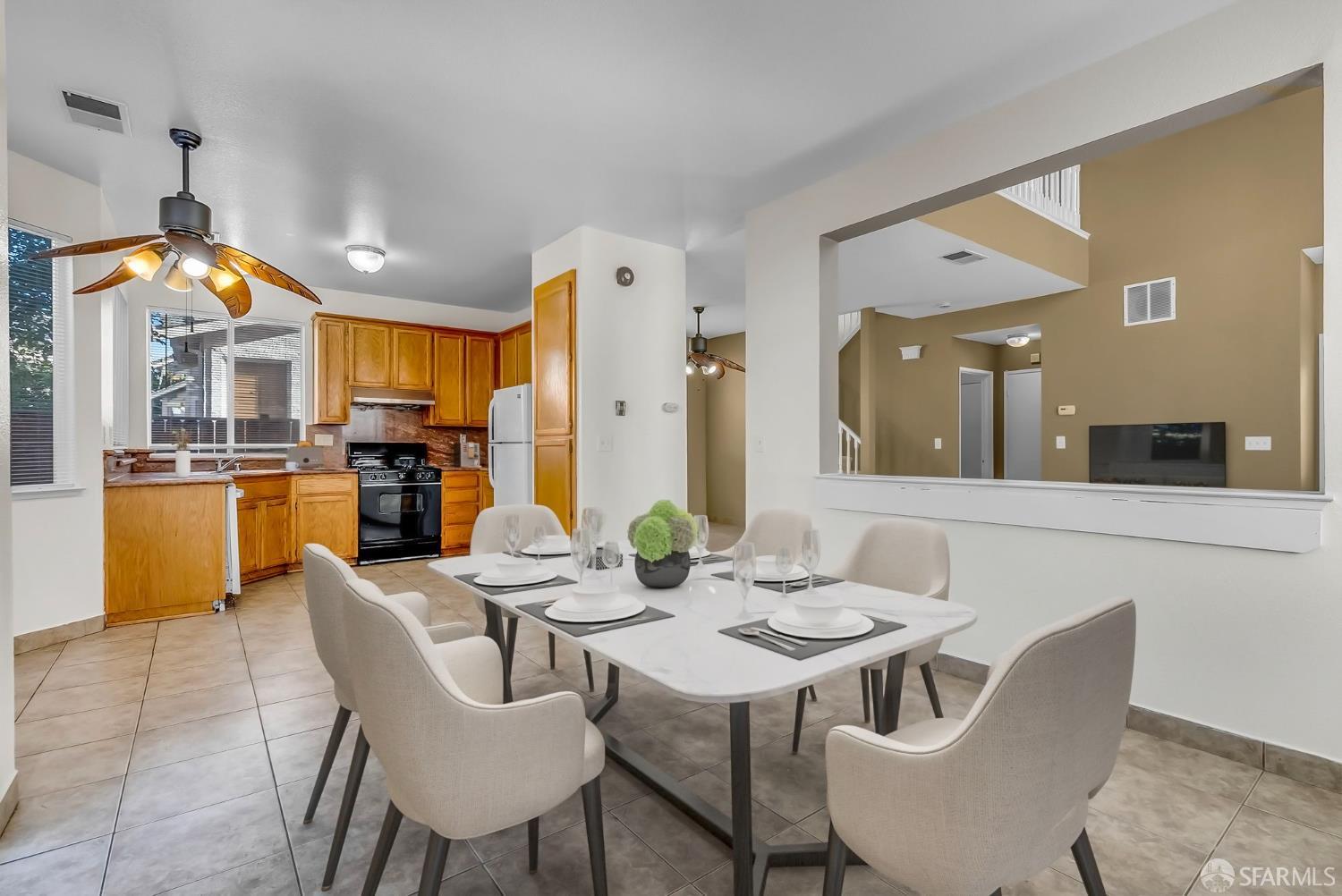 Detail Gallery Image 13 of 42 For 5329 Catanzaro Way, Antioch,  CA 94531 - 4 Beds | 2/1 Baths