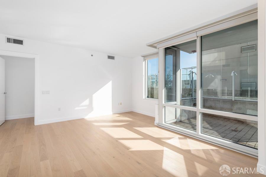 Detail Gallery Image 9 of 25 For 501 Beale St 4h,  San Francisco,  CA 94105 - 2 Beds | 2 Baths