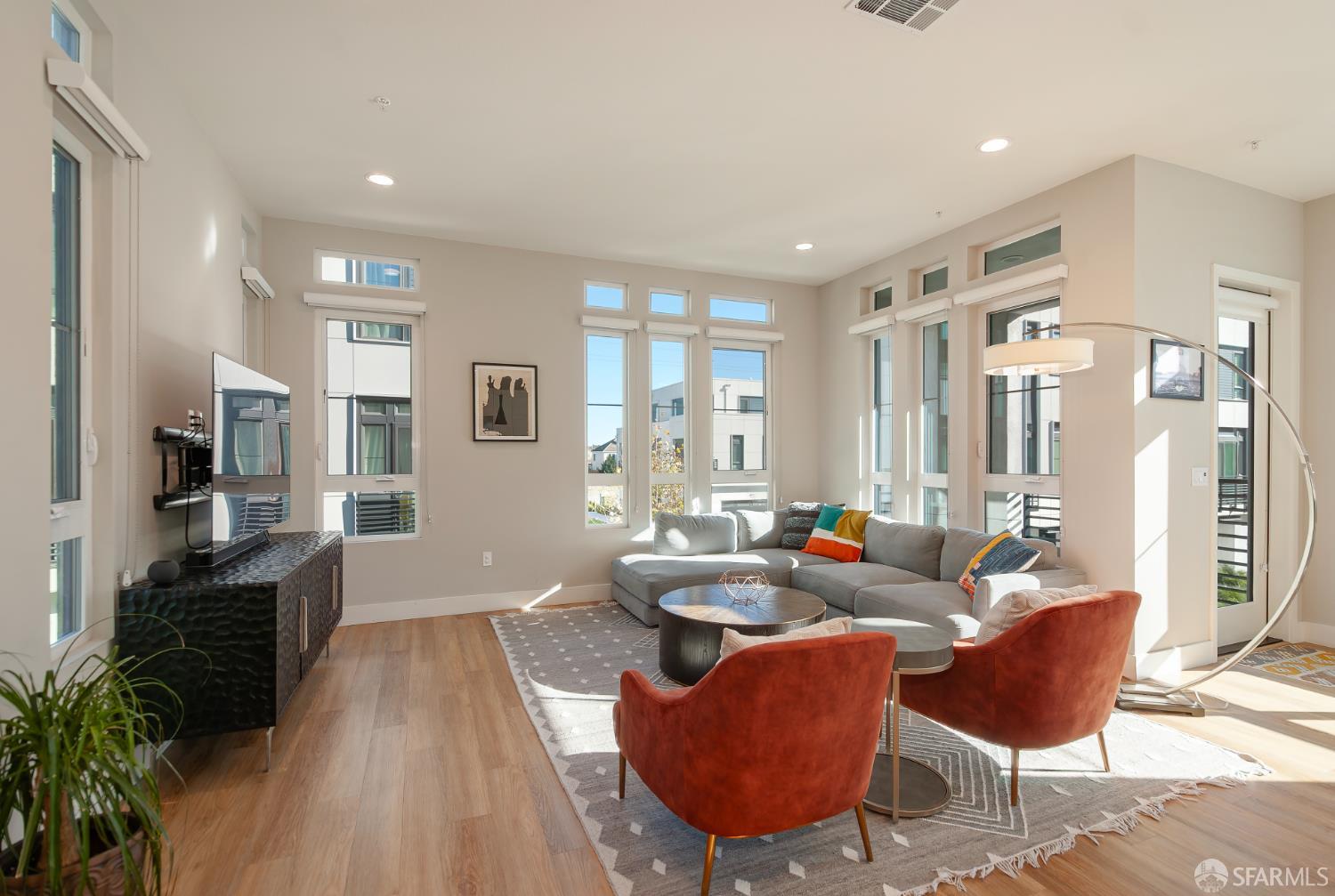 2137 Starling Lane # 502