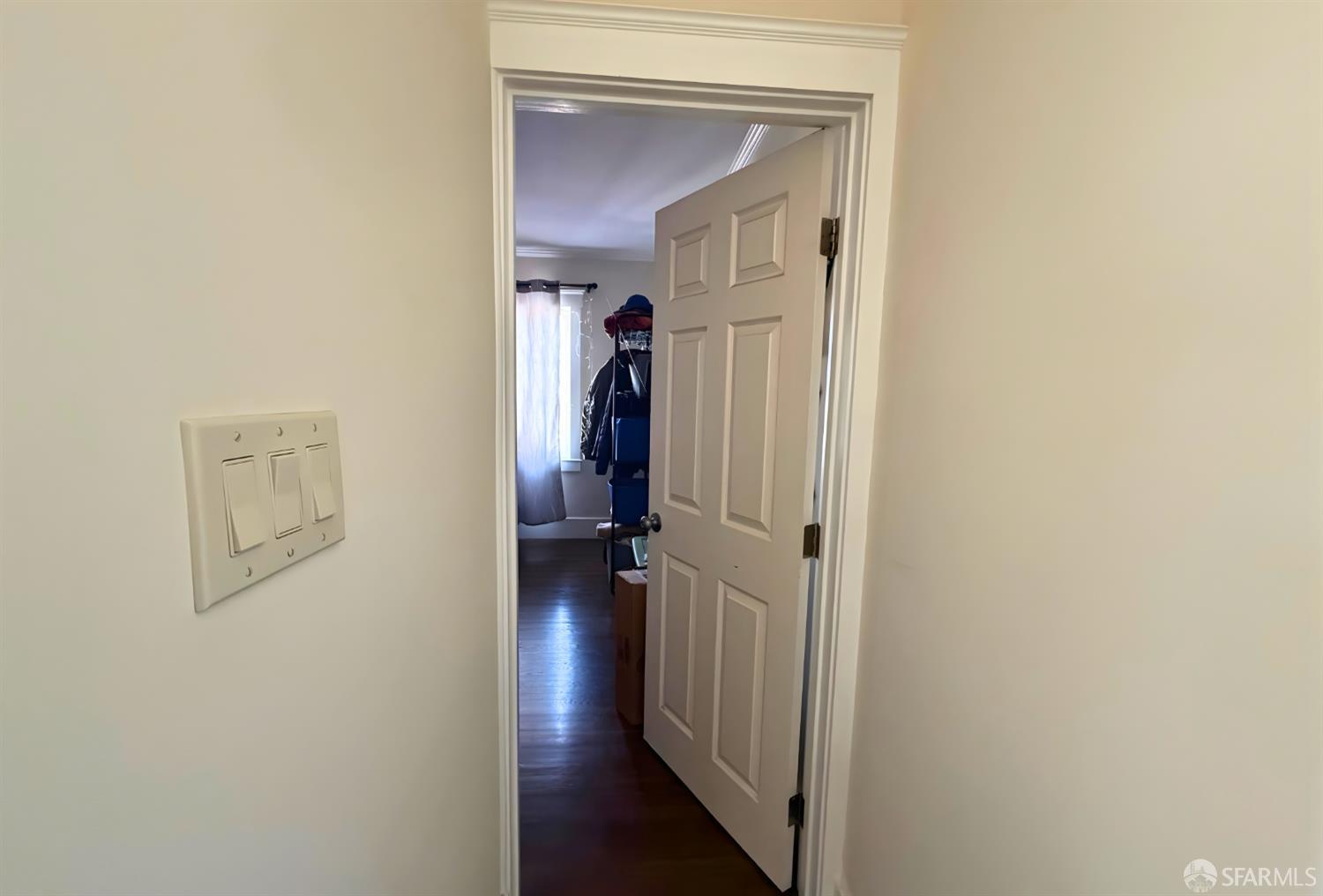 Detail Gallery Image 8 of 10 For 282 Oliver St, Daly City,  CA 94014 - 3 Beds | 2 Baths