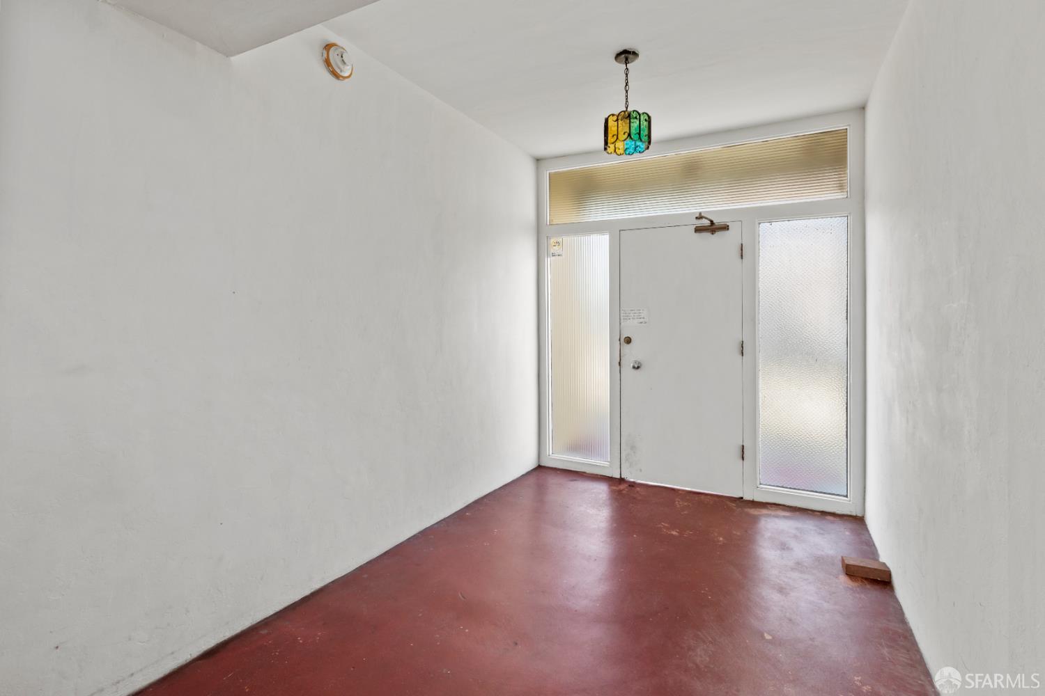 Detail Gallery Image 17 of 32 For 1 Lowell St, San Francisco,  CA 94112 - – Beds | – Baths