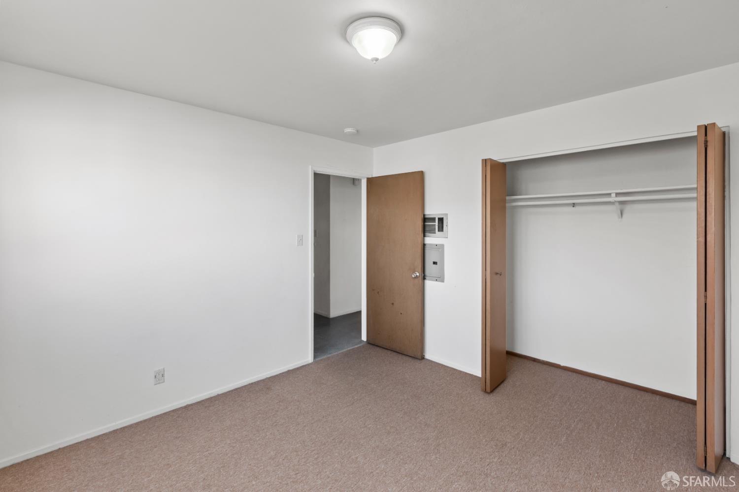 Detail Gallery Image 26 of 32 For 1 Lowell St, San Francisco,  CA 94112 - – Beds | – Baths