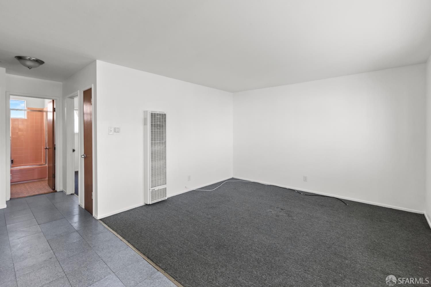 Detail Gallery Image 22 of 32 For 1 Lowell St, San Francisco,  CA 94112 - – Beds | – Baths