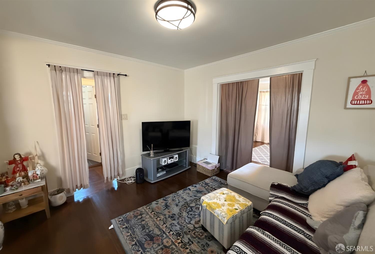 Detail Gallery Image 6 of 10 For 282 Oliver St, Daly City,  CA 94014 - 3 Beds | 2 Baths