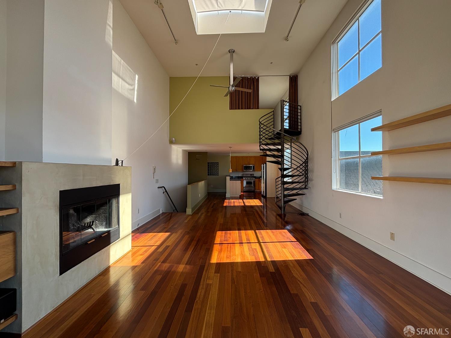Detail Gallery Image 3 of 20 For 49 Missouri St #11,  San Francisco,  CA 94107 - 2 Beds | 2/1 Baths