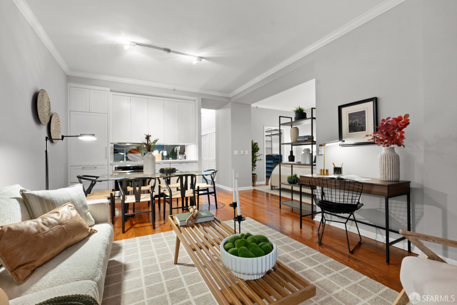 Photo #13: 425080082 Listing: Photo #13