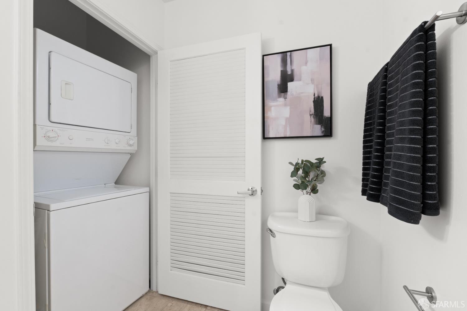 Photo #18: 425080082 Listing: Photo #18