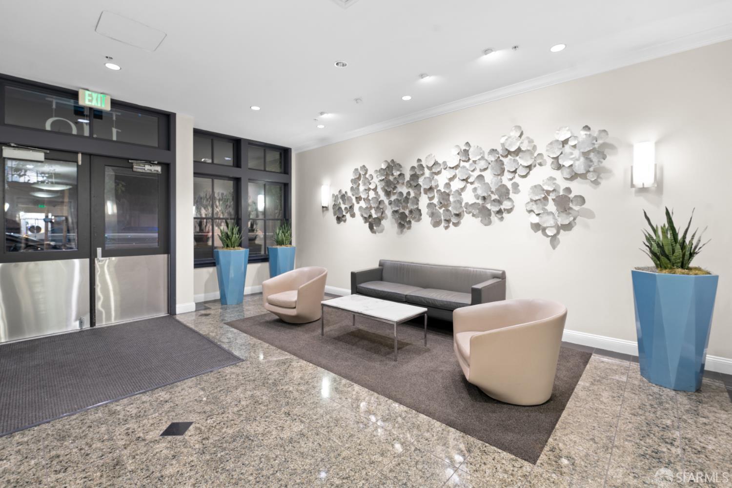 Photo #32: 425080082 Listing: Photo #32