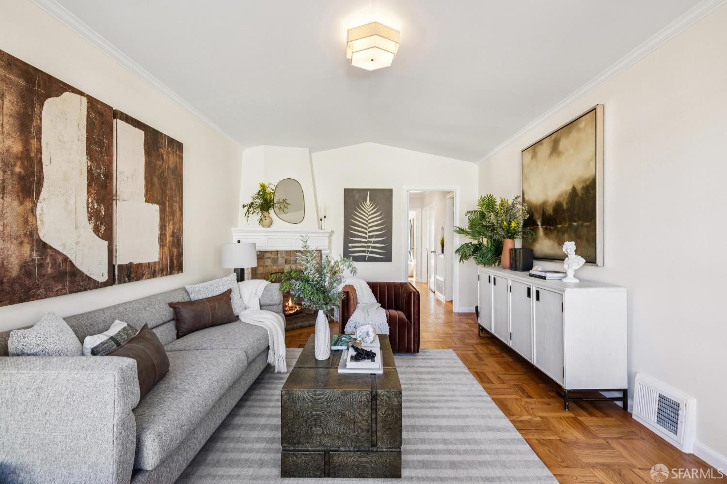 Detail Gallery Image 2 of 22 For 159 Stillings Ave, San Francisco,  CA 94131 - 2 Beds | 1 Baths