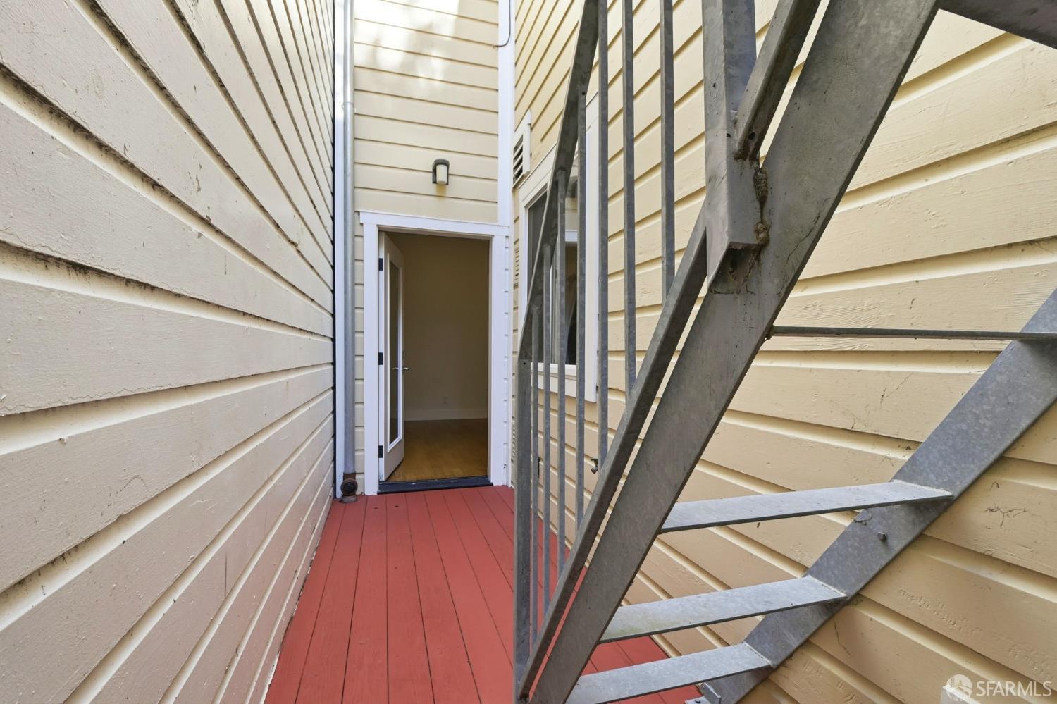 Detail Gallery Image 44 of 44 For 526 Silver Ave, San Francisco,  CA 94112 - 4 Beds | 3 Baths