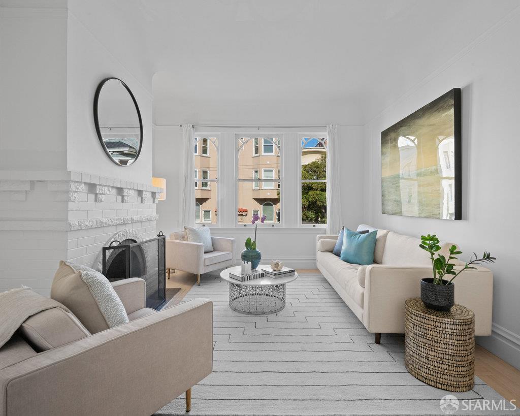 Detail Gallery Image 8 of 80 For 1259 Union St, San Francisco,  CA 94109 - 4 Beds | 3 Baths