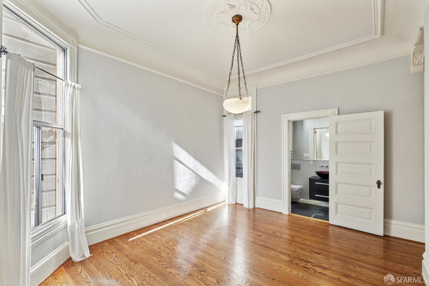 Detail Gallery Image 19 of 42 For 1241 Fulton St, San Francisco,  CA 94117 - 3 Beds | 2/1 Baths