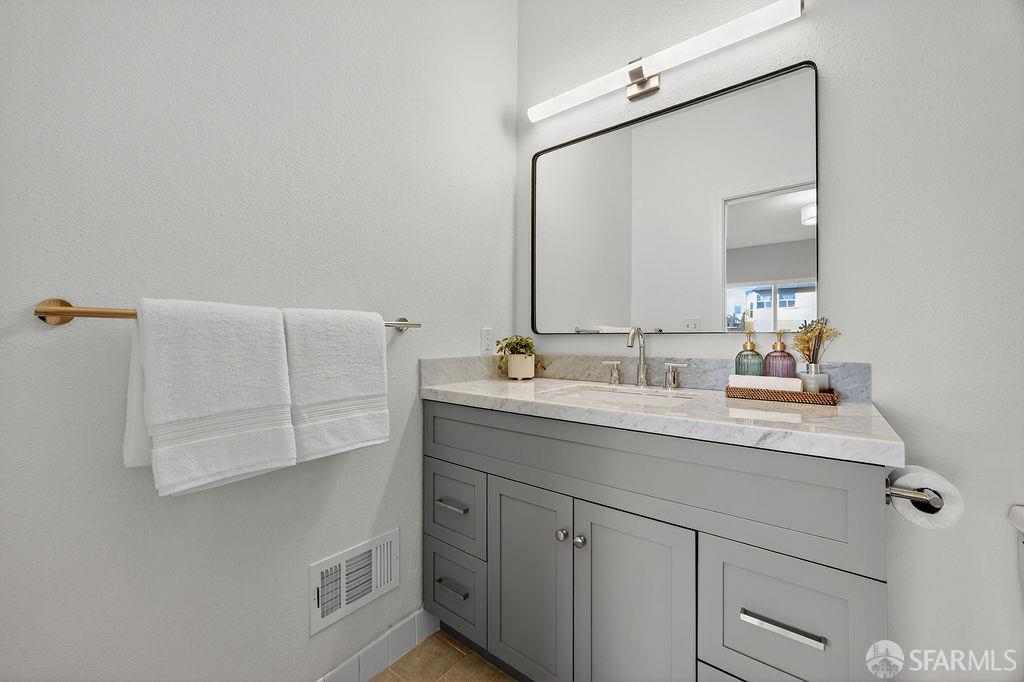 Detail Gallery Image 12 of 14 For 1326 Funston Ave, San Francisco,  CA 94122 - – Beds | – Baths