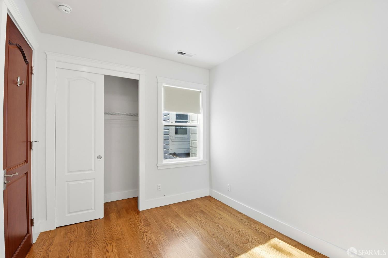 Detail Gallery Image 28 of 44 For 526 Silver Ave, San Francisco,  CA 94112 - 4 Beds | 3 Baths