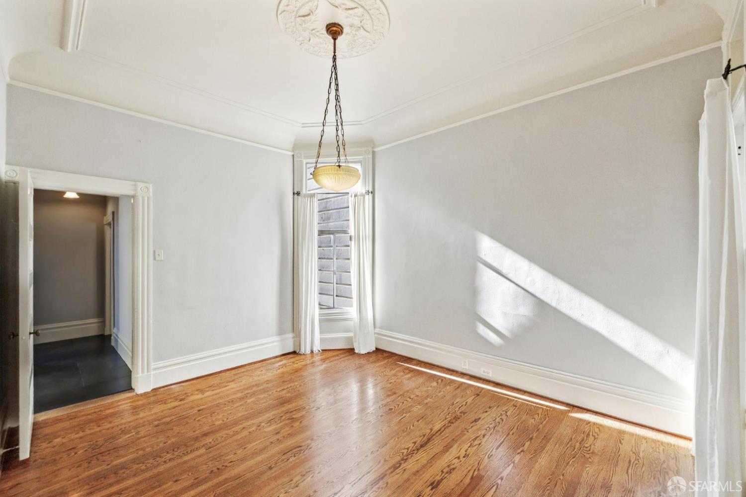 Detail Gallery Image 17 of 42 For 1241 Fulton St, San Francisco,  CA 94117 - 3 Beds | 2/1 Baths