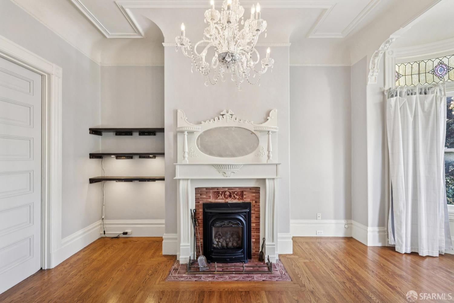 Detail Gallery Image 4 of 42 For 1241 Fulton St, San Francisco,  CA 94117 - 3 Beds | 2/1 Baths