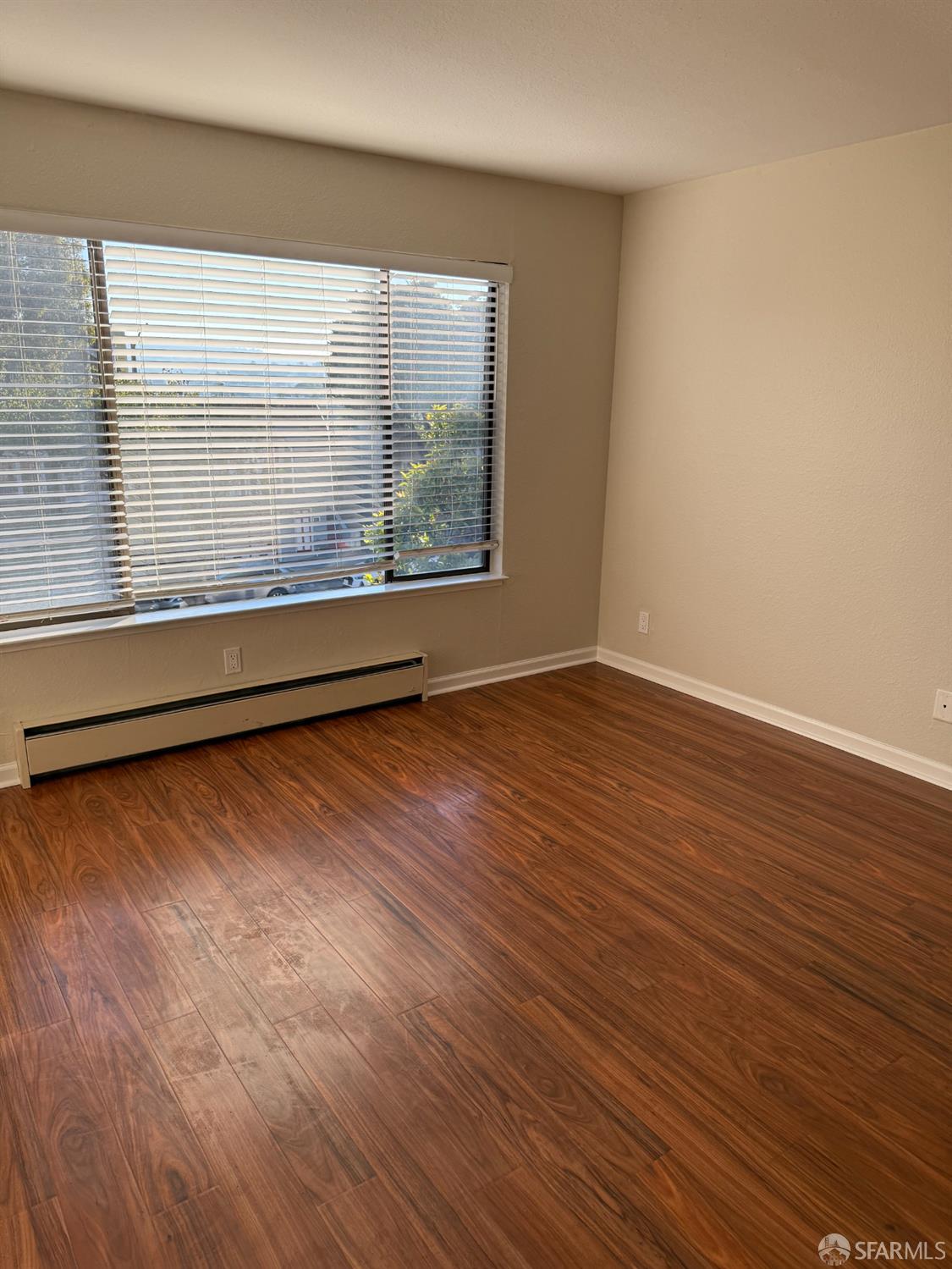 Detail Gallery Image 5 of 7 For 370 Monterey Blvd #104,  San Francisco,  CA 94131 - 1 Beds | 1 Baths
