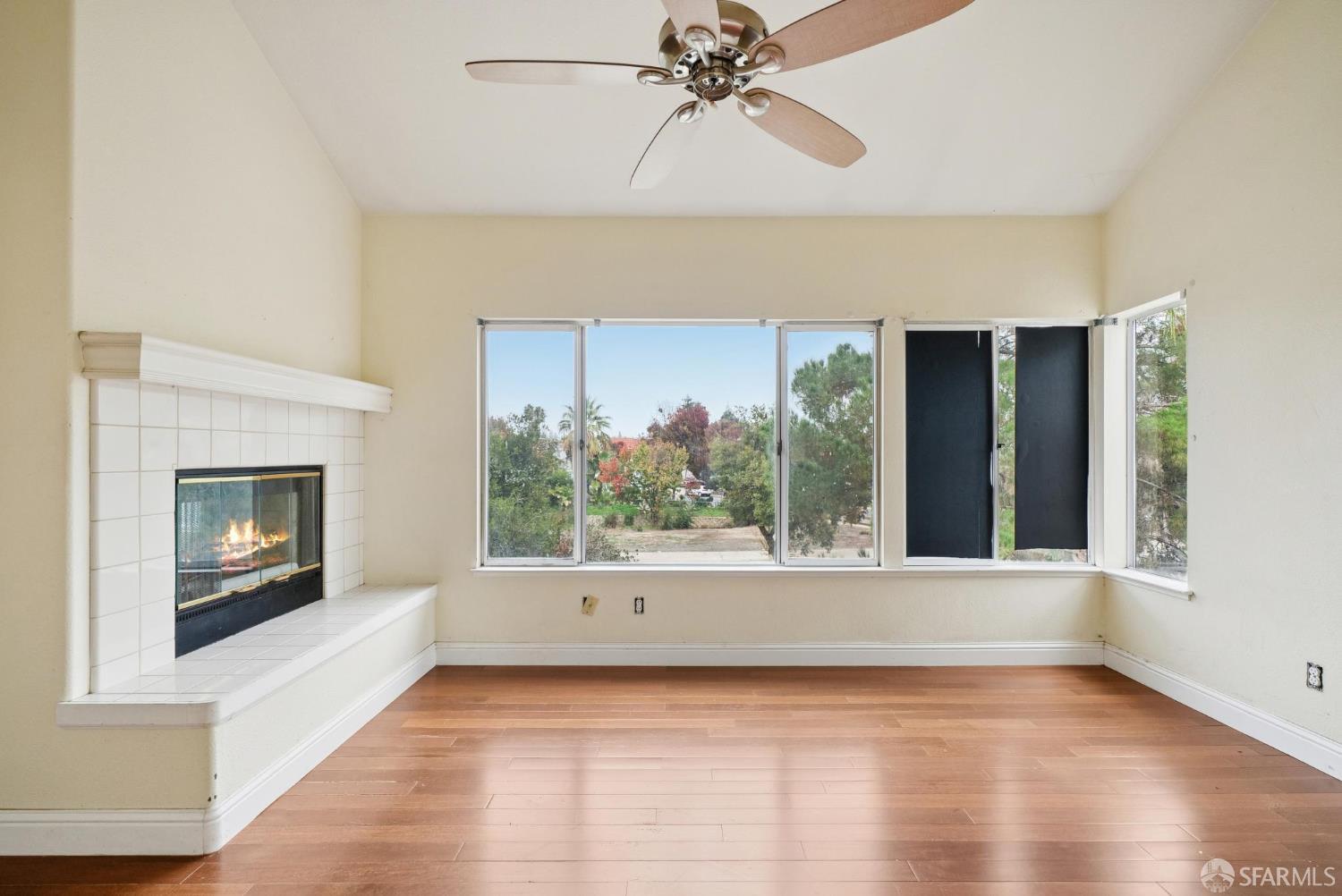 Detail Gallery Image 35 of 70 For 2133 Bamboo Way, Antioch,  CA 94509 - 5 Beds | 3 Baths