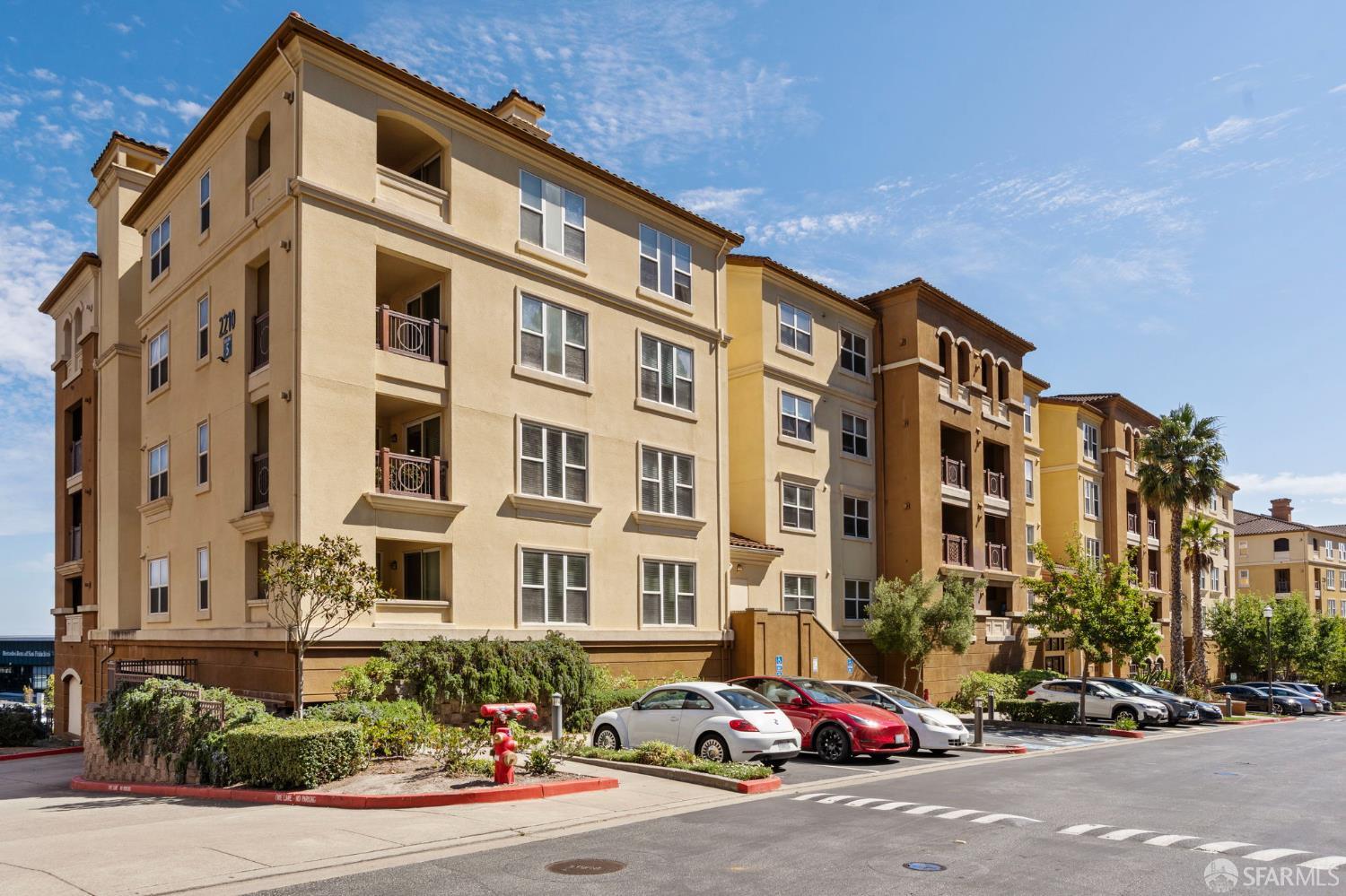 Detail Gallery Image 2 of 41 For 2210 Gellert Blvd #5202,  South San Francisco,  CA 94080 - 2 Beds | 2 Baths