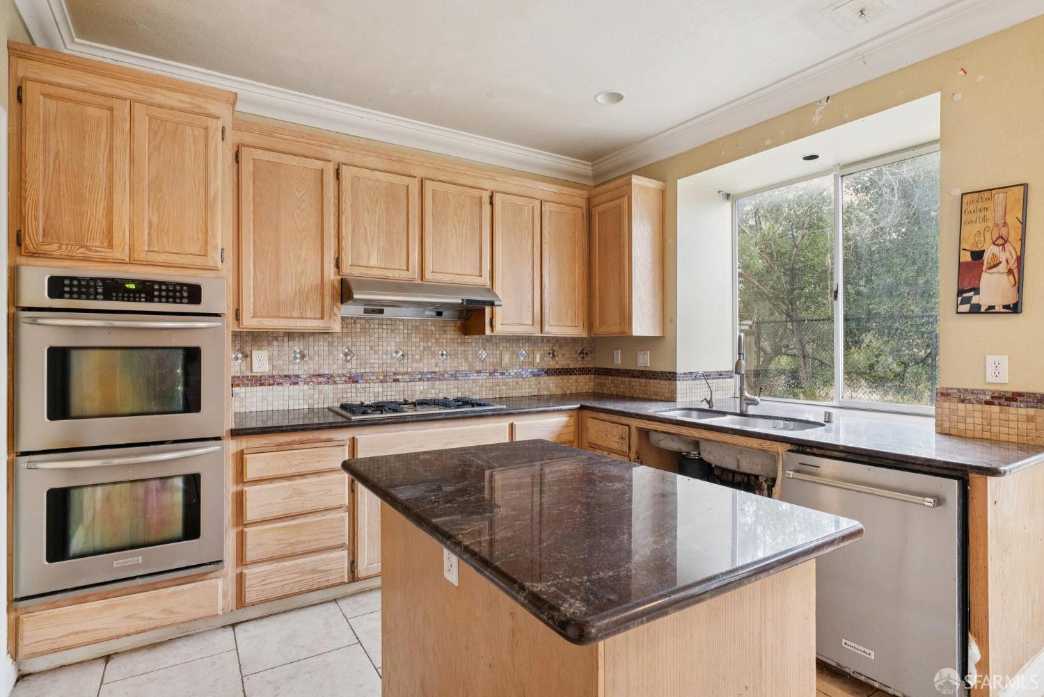 Detail Gallery Image 18 of 70 For 2133 Bamboo Way, Antioch,  CA 94509 - 5 Beds | 3 Baths