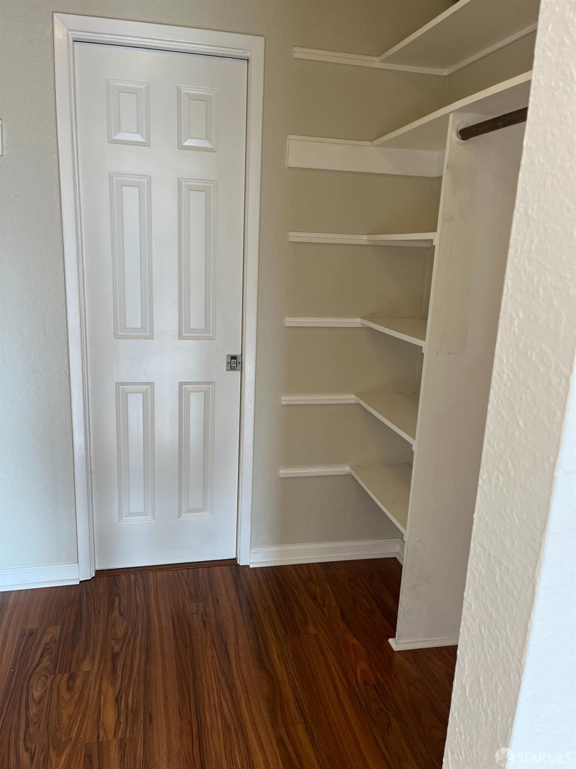 Detail Gallery Image 6 of 7 For 370 Monterey Blvd #104,  San Francisco,  CA 94131 - 1 Beds | 1 Baths