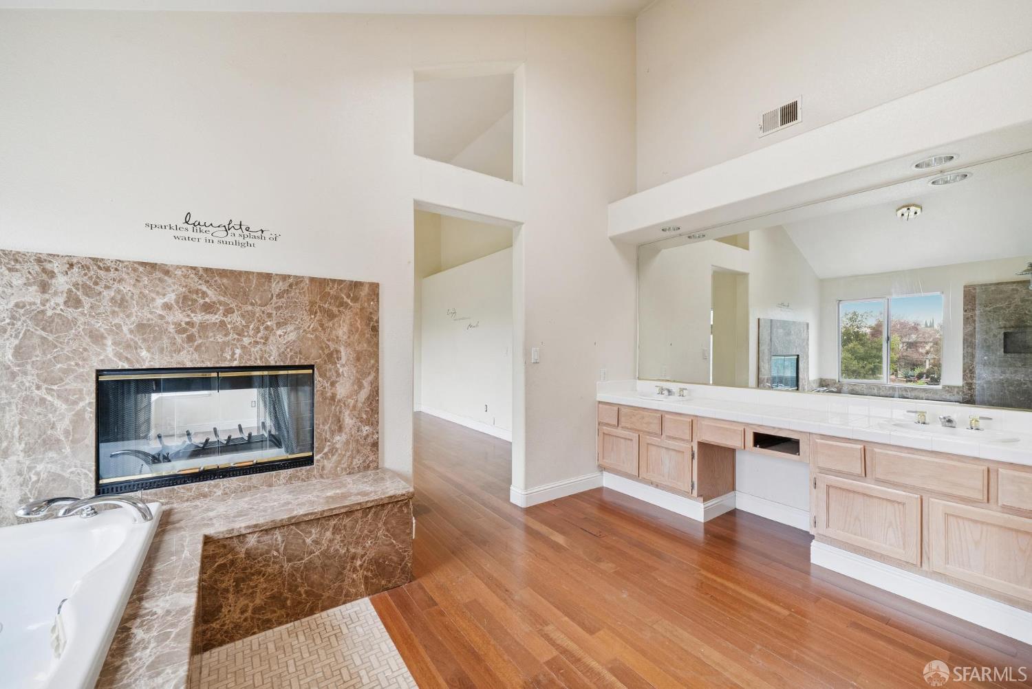 Detail Gallery Image 42 of 70 For 2133 Bamboo Way, Antioch,  CA 94509 - 5 Beds | 3 Baths