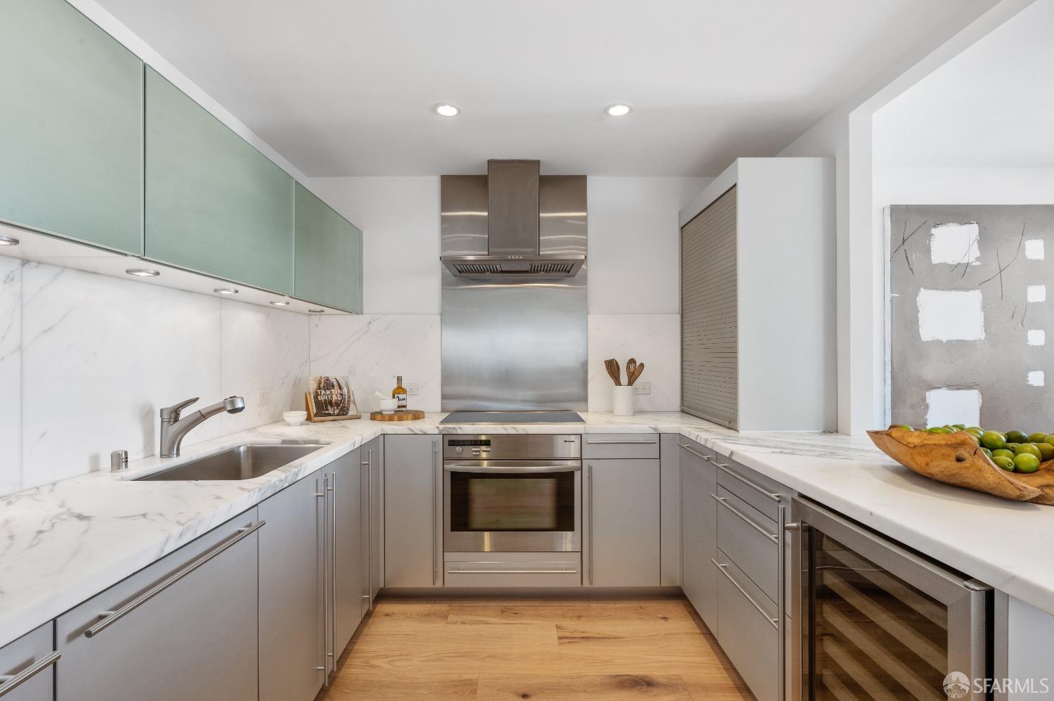 Photo #11: 425089795 Listing: Photo #11