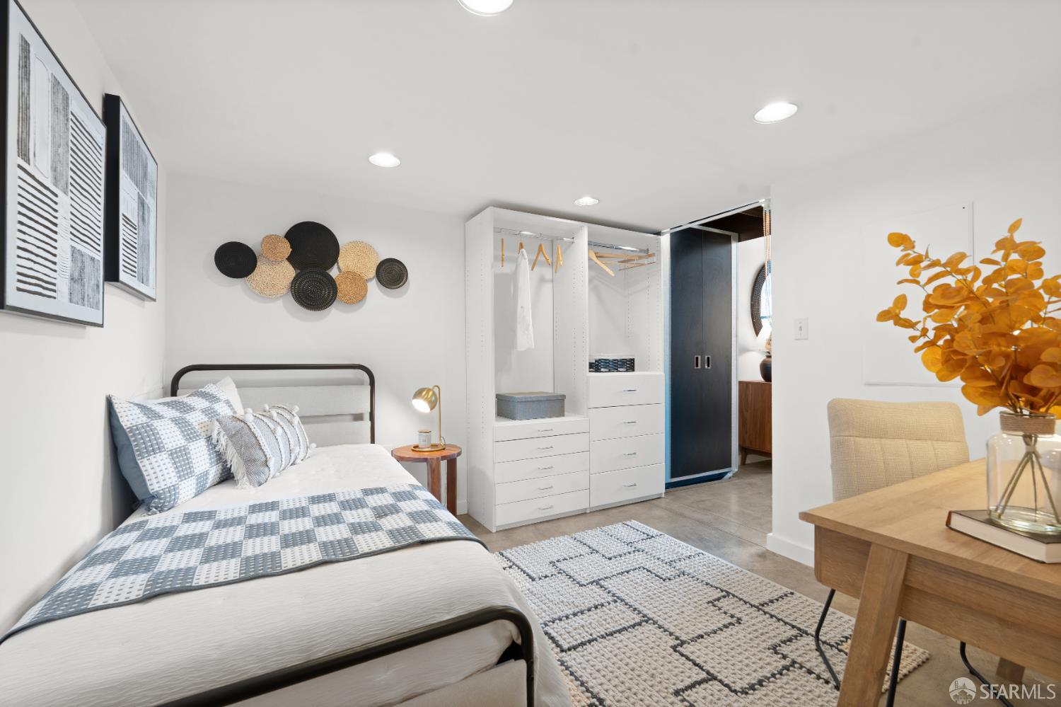 Photo #23: 425086101 Listing: Photo #23