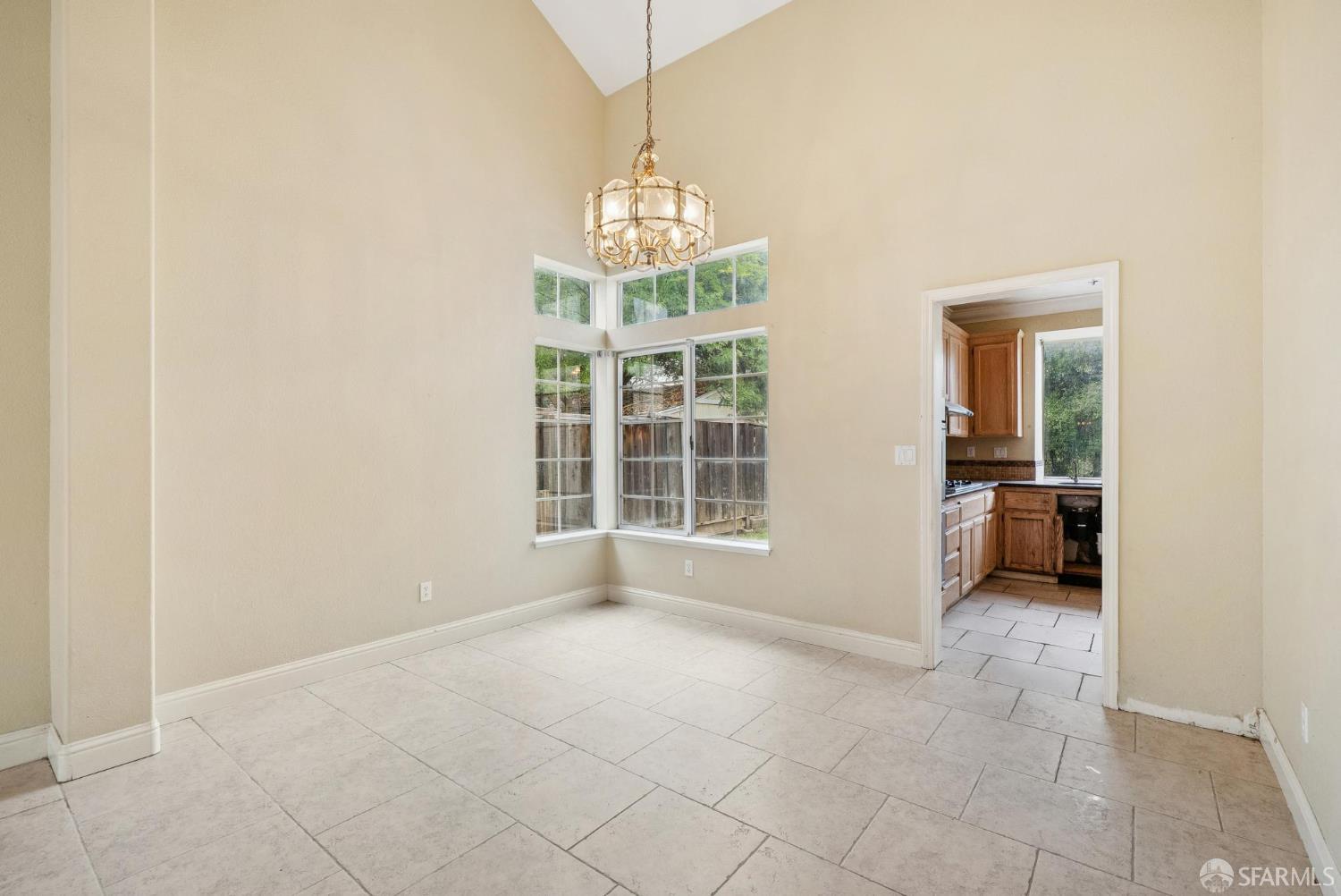 Detail Gallery Image 23 of 70 For 2133 Bamboo Way, Antioch,  CA 94509 - 5 Beds | 3 Baths