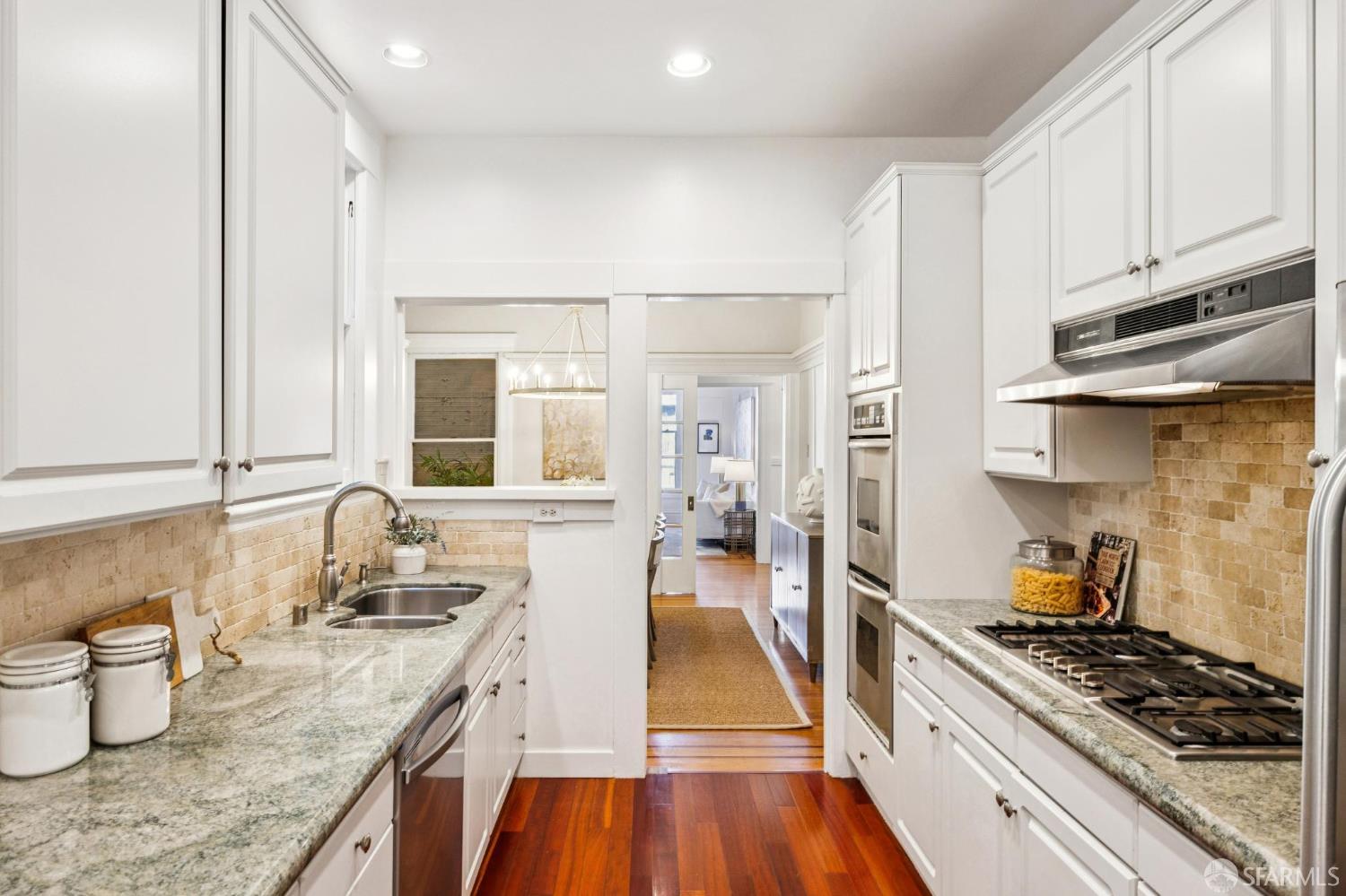 Detail Gallery Image 13 of 43 For 125 Lake St, San Francisco,  CA 94118 - 3 Beds | 2 Baths