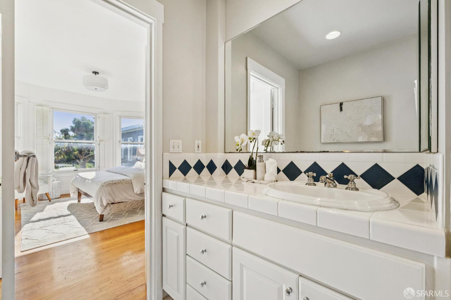 Detail Gallery Image 21 of 43 For 125 Lake St, San Francisco,  CA 94118 - 3 Beds | 2 Baths