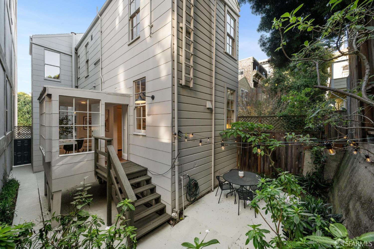 Detail Gallery Image 33 of 84 For 2238 Webster St, San Francisco,  CA 94115 - 3 Beds | 2/1 Baths