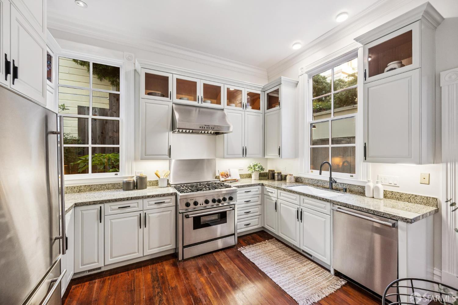 Detail Gallery Image 22 of 84 For 2238 Webster St, San Francisco,  CA 94115 - 3 Beds | 2/1 Baths