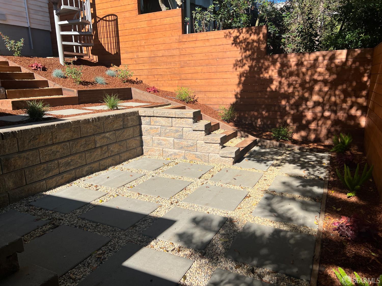 Detail Gallery Image 9 of 36 For 3711 Market St #3,  San Francisco,  CA 94131 - 2 Beds | 1 Baths