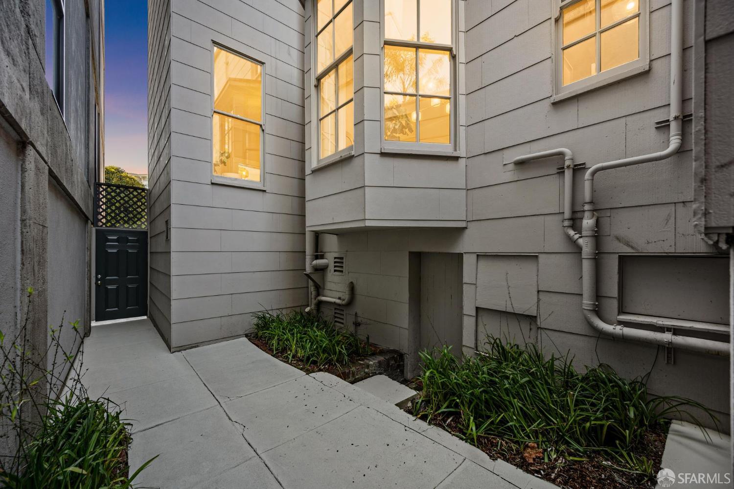 Detail Gallery Image 72 of 84 For 2238 Webster St, San Francisco,  CA 94115 - 3 Beds | 2/1 Baths