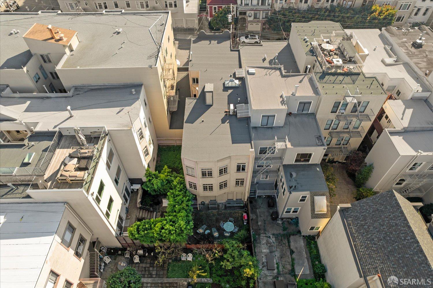 Detail Gallery Image 46 of 47 For 1624 Filbert St #1,  San Francisco,  CA 94123 - 1 Beds | 1 Baths