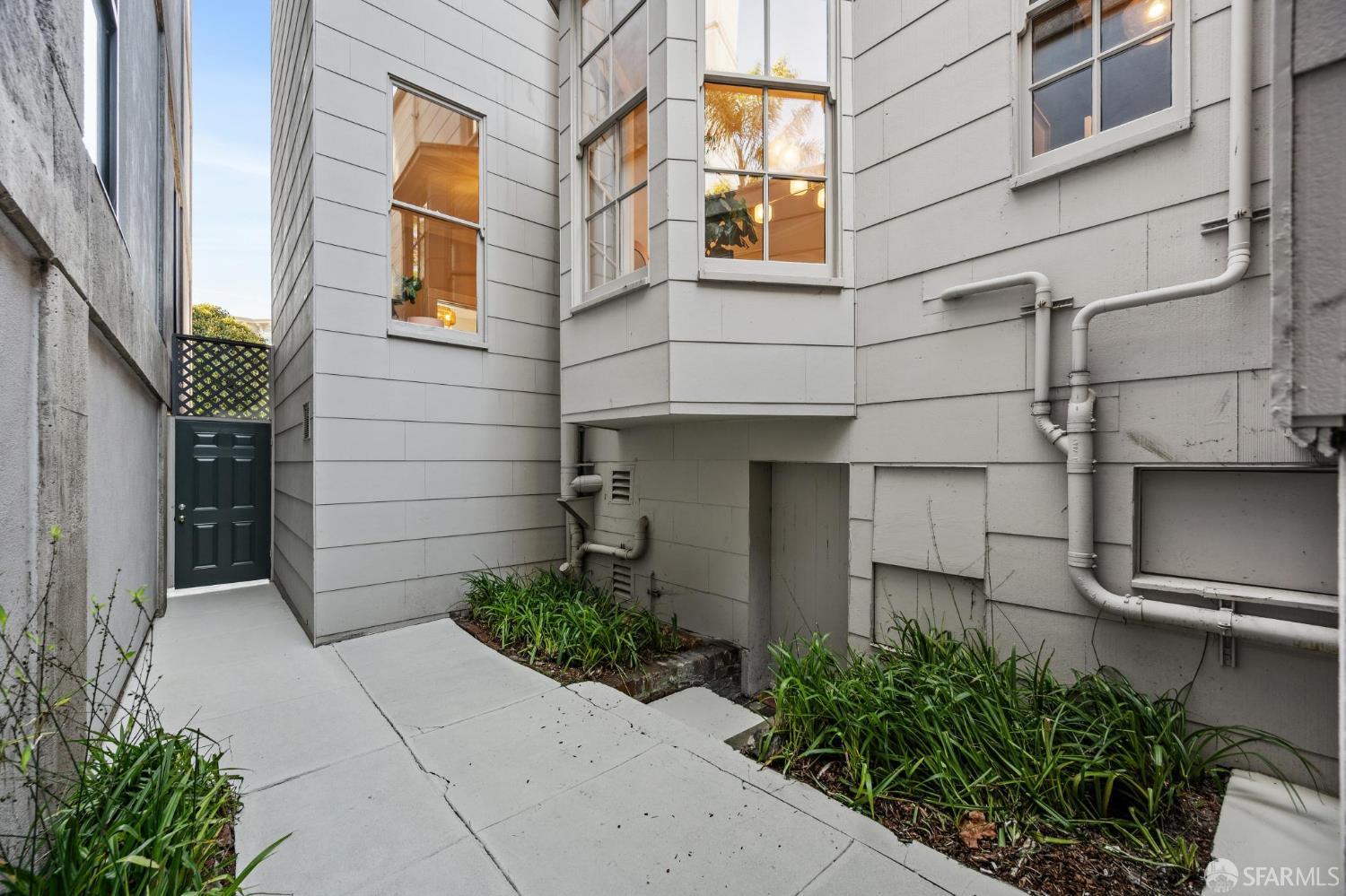 Detail Gallery Image 67 of 84 For 2238 Webster St, San Francisco,  CA 94115 - 3 Beds | 2/1 Baths