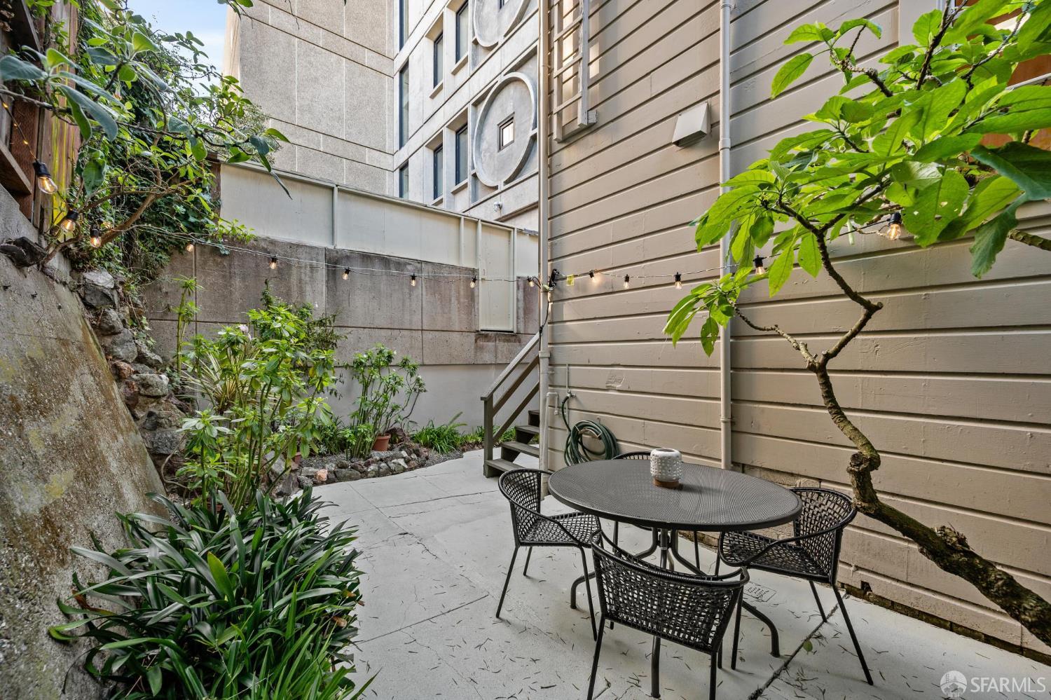 Detail Gallery Image 31 of 84 For 2238 Webster St, San Francisco,  CA 94115 - 3 Beds | 2/1 Baths