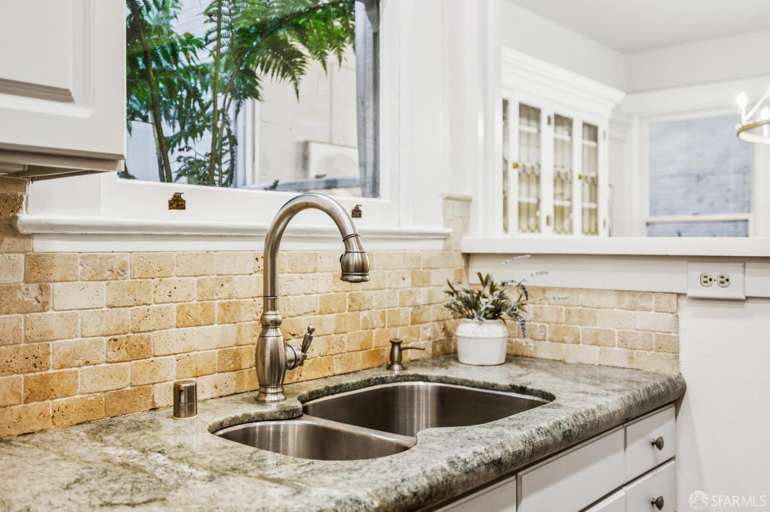 Detail Gallery Image 15 of 43 For 125 Lake St, San Francisco,  CA 94118 - 3 Beds | 2 Baths