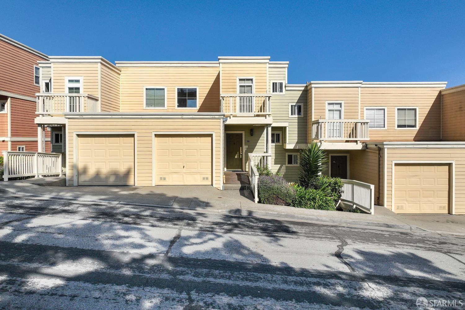 Front Image Thumbnail for SF425084087