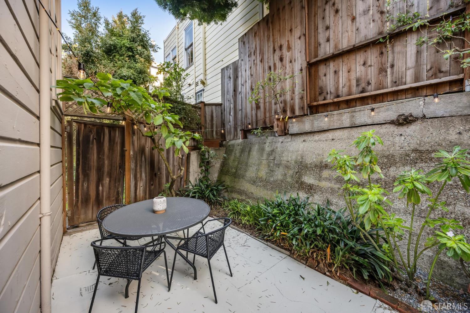 Detail Gallery Image 29 of 84 For 2238 Webster St, San Francisco,  CA 94115 - 3 Beds | 2/1 Baths