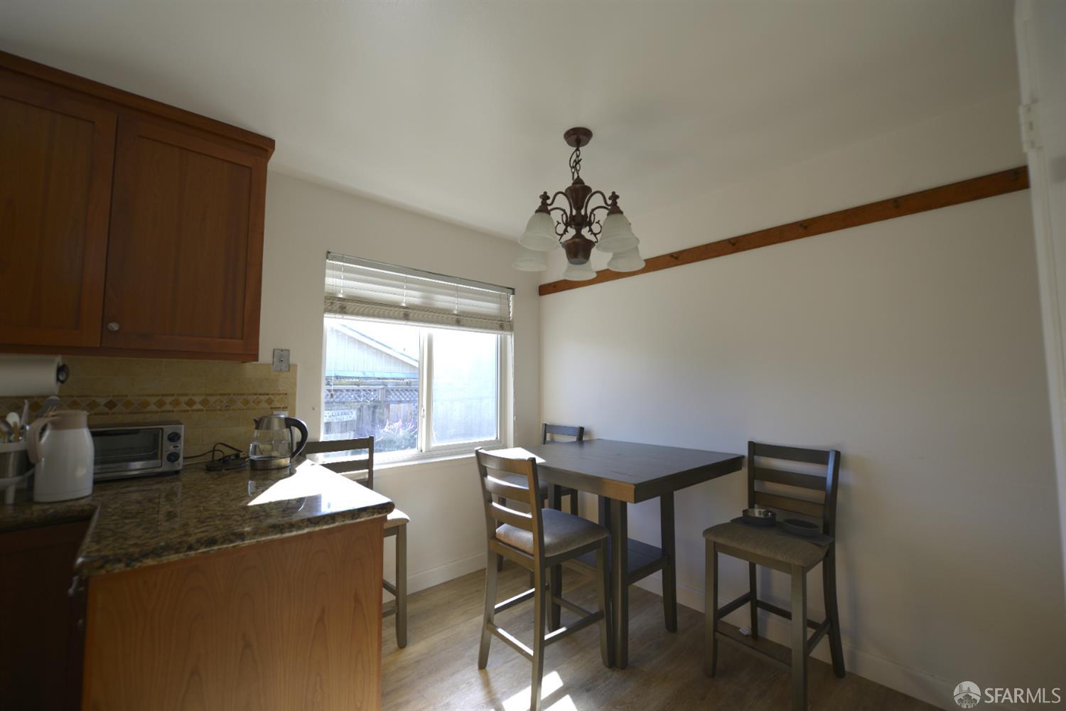 Detail Gallery Image 10 of 27 For 601 Garin Ave, Hayward,  CA 94544 - 3 Beds | 2 Baths