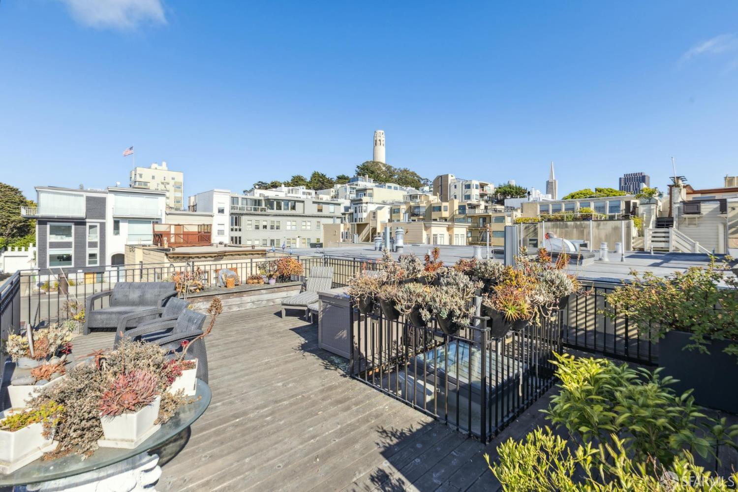 Detail Gallery Image 46 of 52 For 1831 Grant Ave #301,  San Francisco,  CA 94133 - 1 Beds | 1 Baths