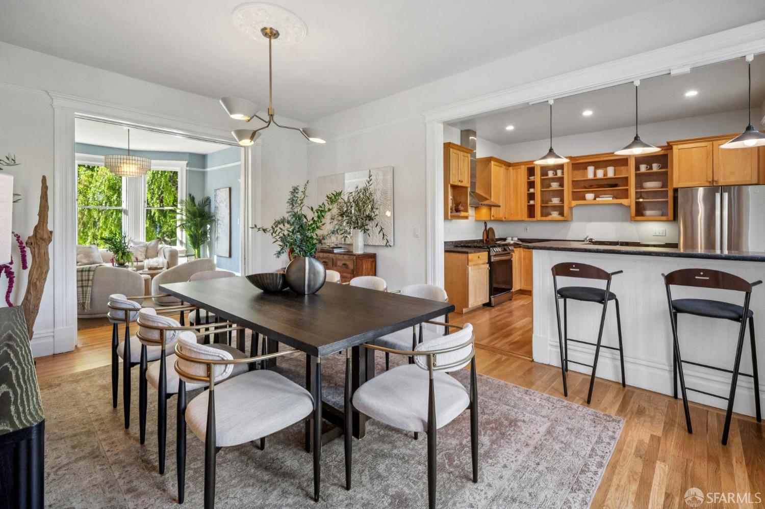 Detail Gallery Image 8 of 61 For 1458 10th Ave, San Francisco,  CA 94122 - 3 Beds | 2 Baths