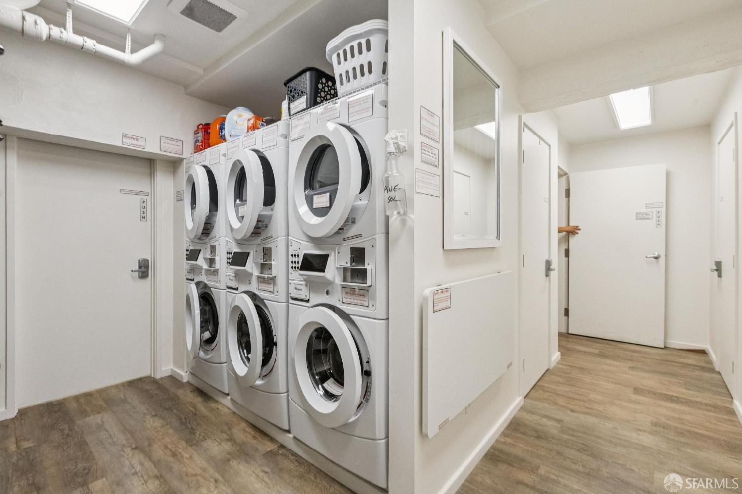 Detail Gallery Image 40 of 52 For 1831 Grant Ave #301,  San Francisco,  CA 94133 - 1 Beds | 1 Baths